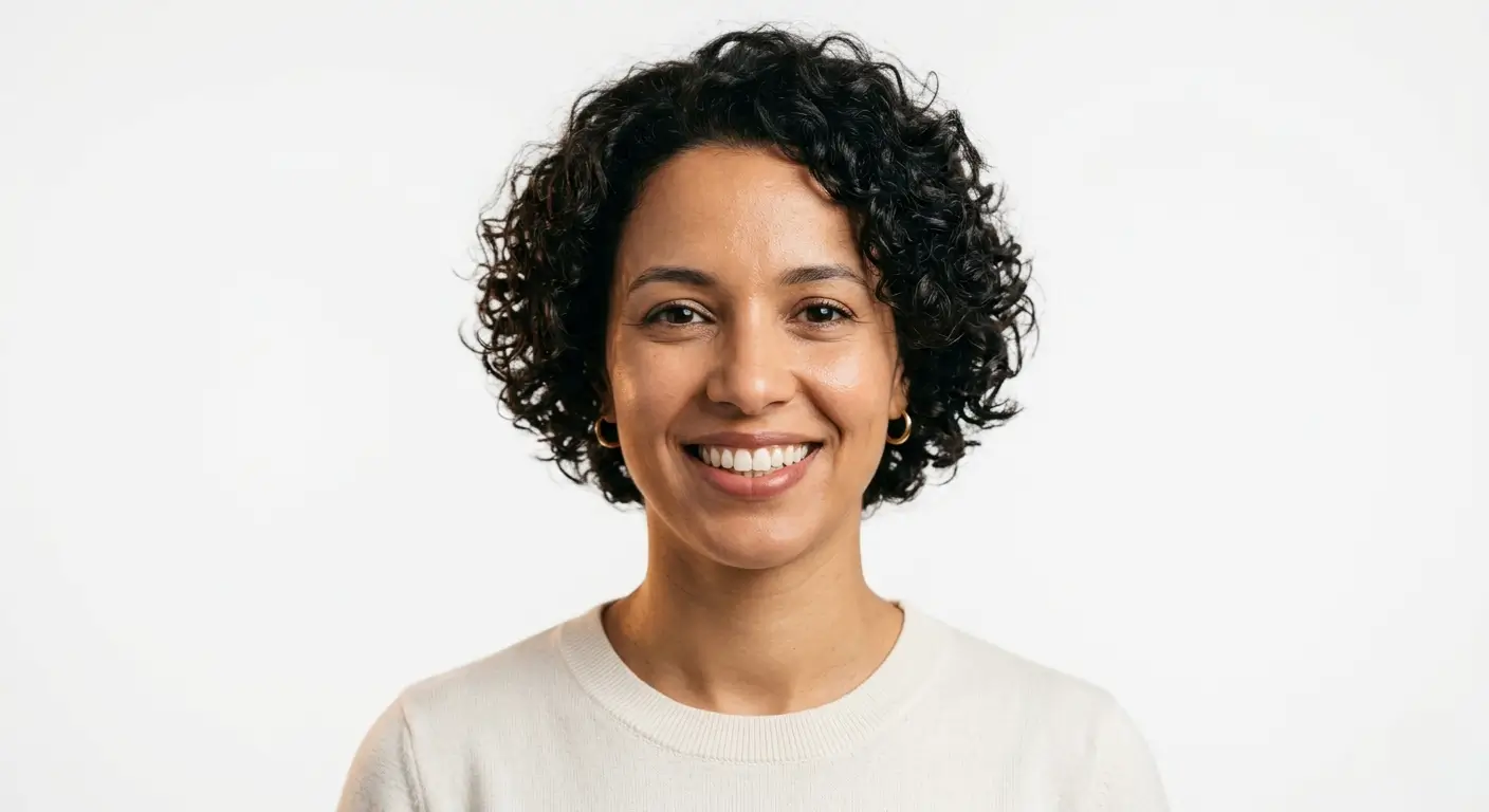 Patiente souriante au La Dentisterie Casablanca, Casablanca